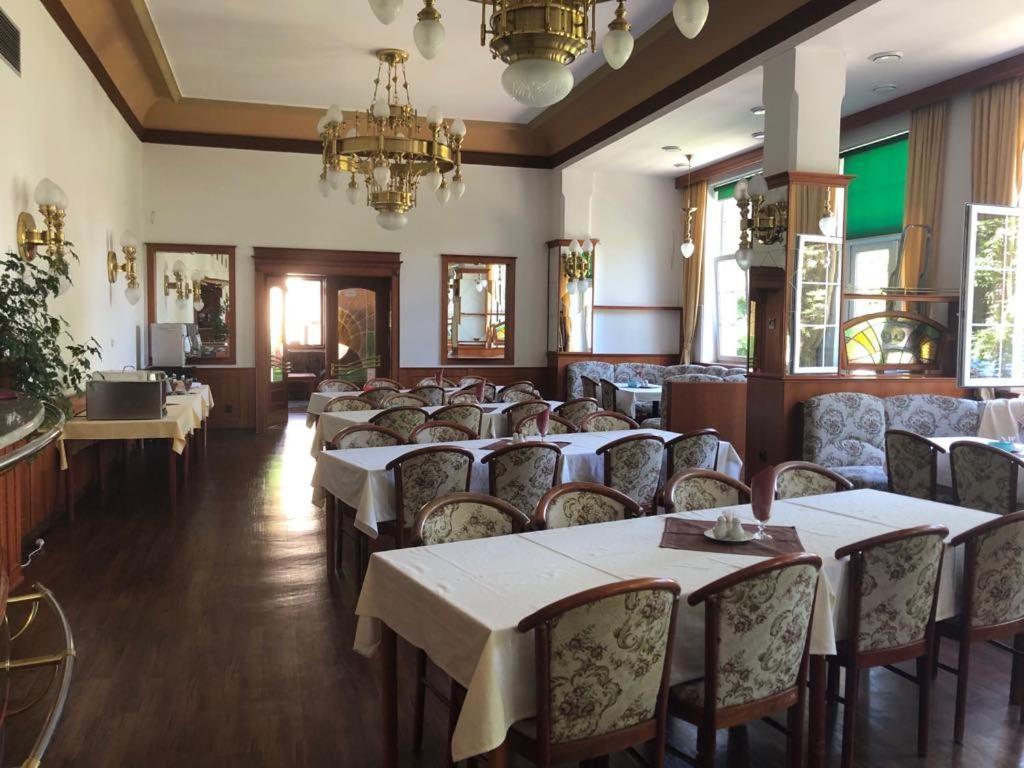 Grandhotel Nový Bor Εξωτερικό φωτογραφία